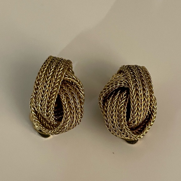 Jewelry - Henkel & Grosse Germany Vintage Mesh Knot Clip-On Earrings . Gold Tone. …